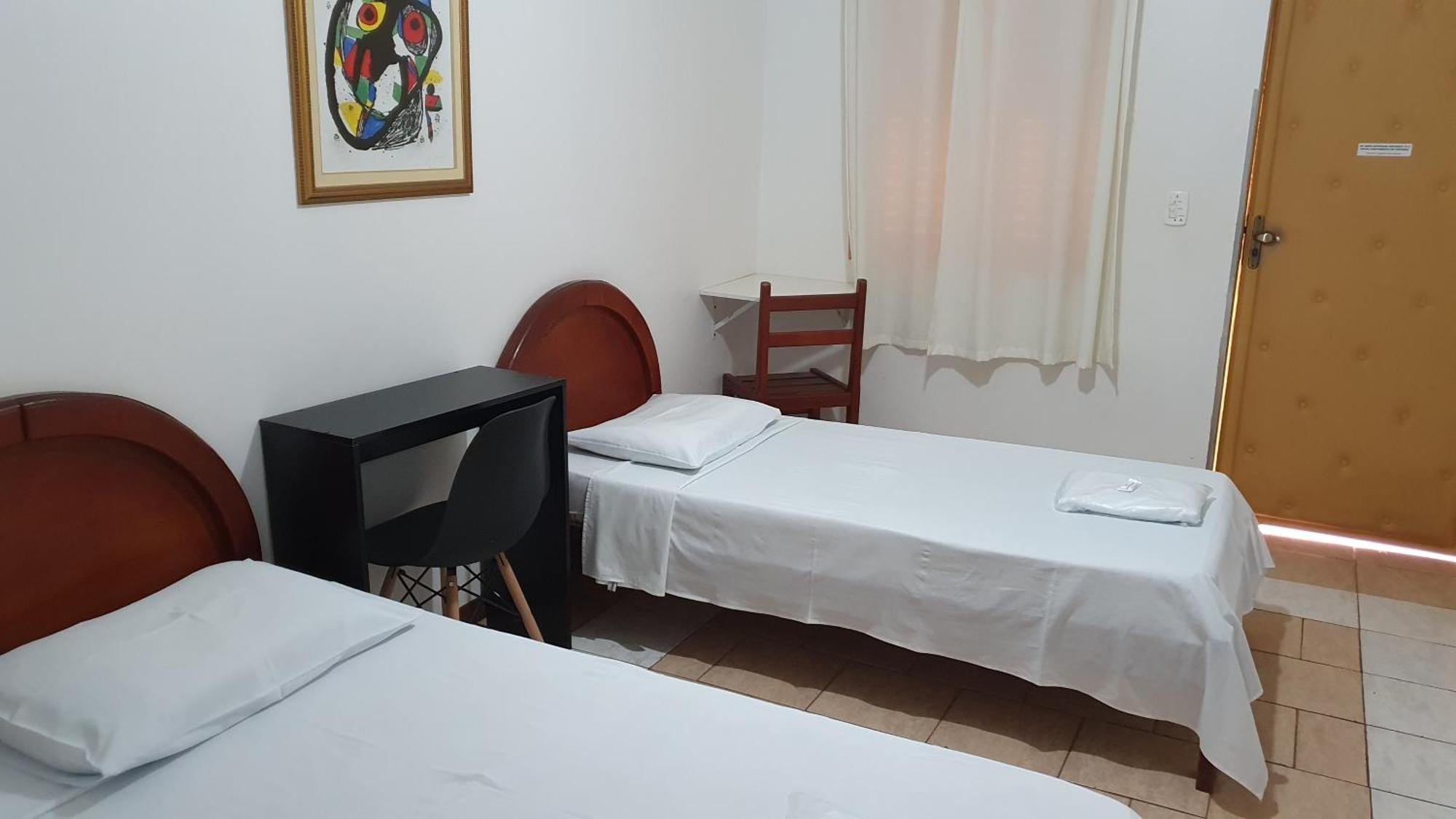 Hotel Sta Monica Marília Rom bilde